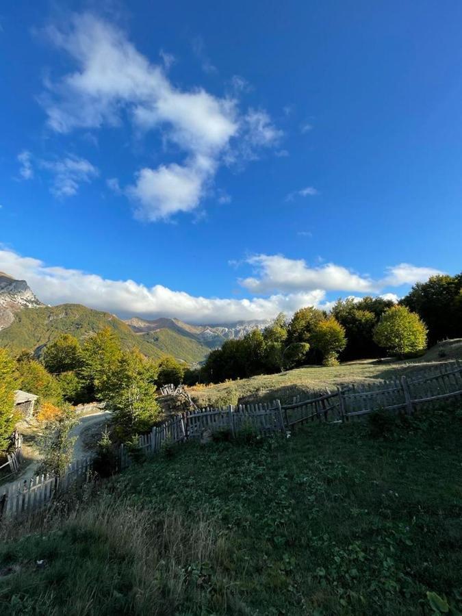 Hotel Kelmendi Lepushe Bagian luar foto