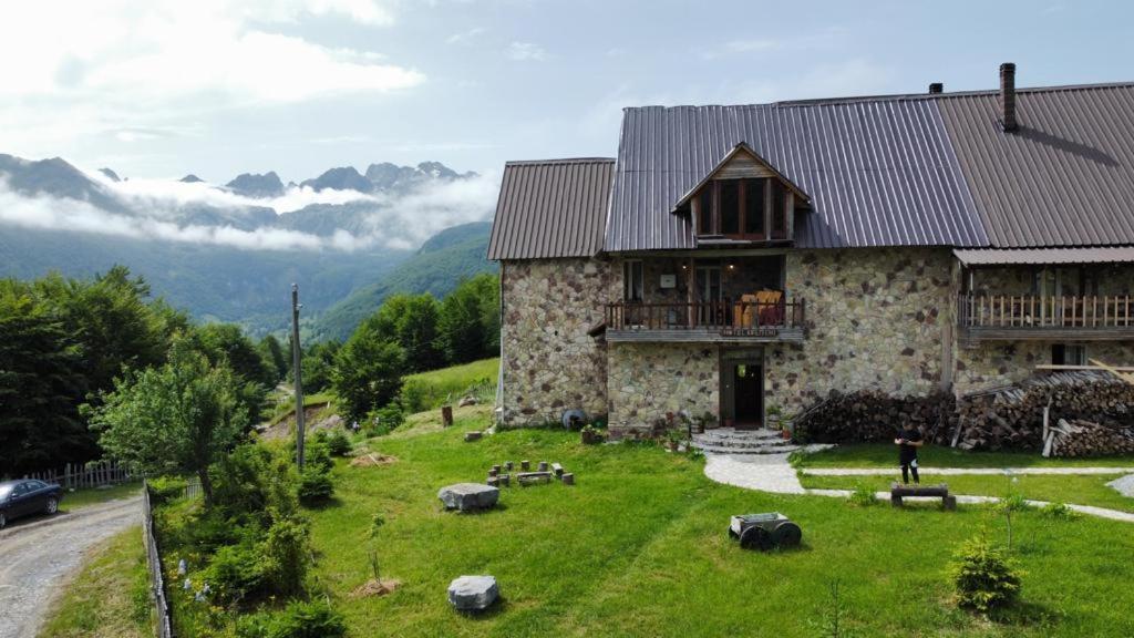 Hotel Kelmendi Lepushe Bagian luar foto